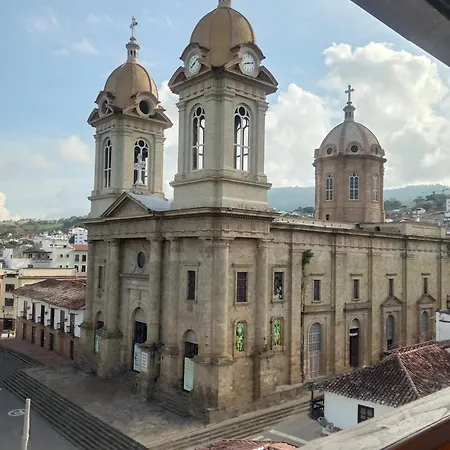 Apartamento Con Espectaculares Vistas En El Centro Historico Socorro Exterior photo